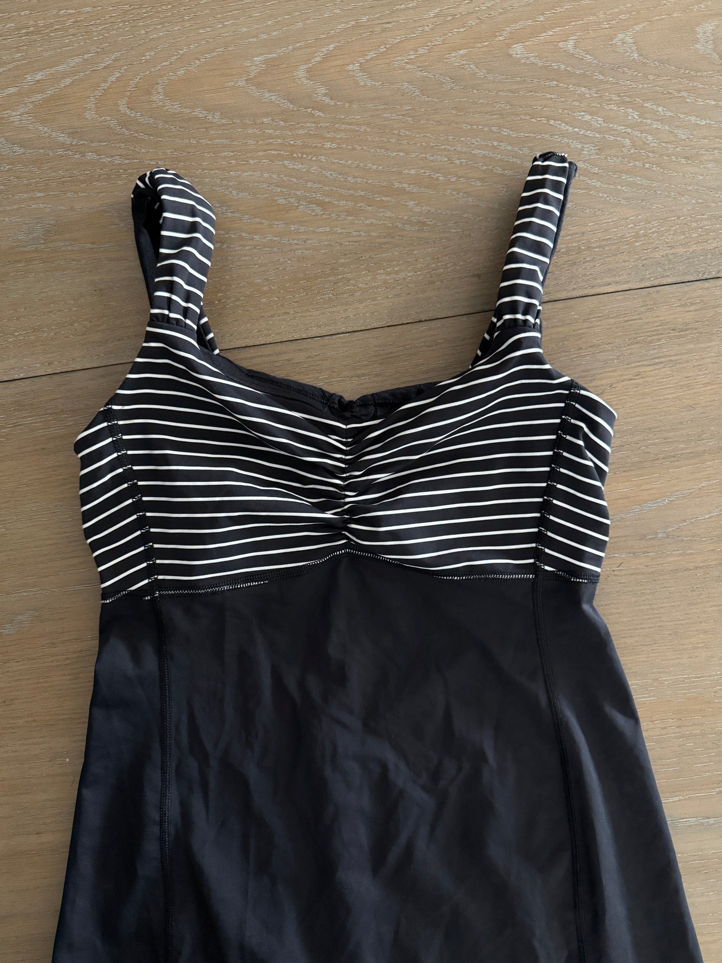 lululemon striped tank top with sports bra (size 6)