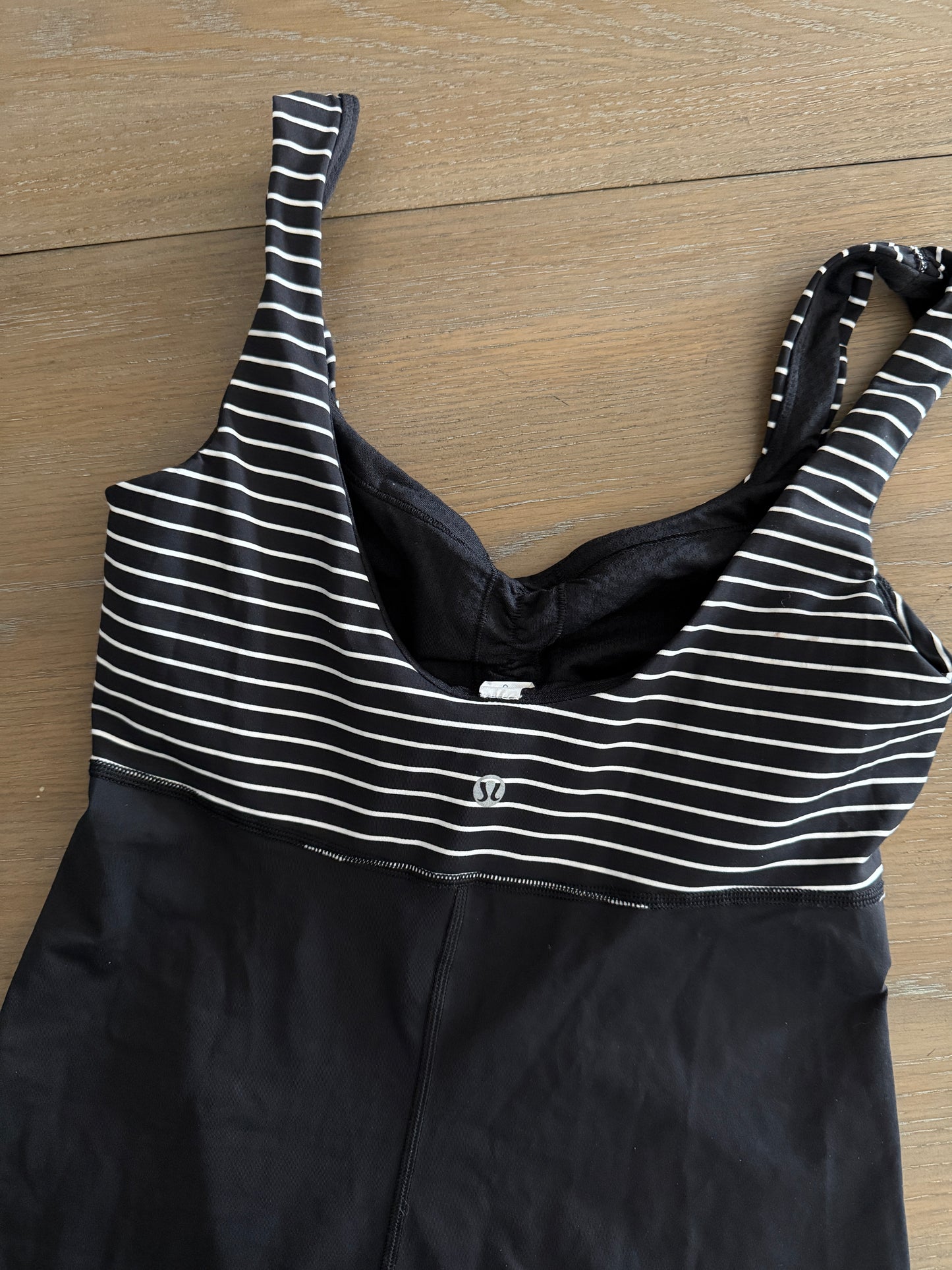 lululemon striped tank top with sports bra (size 6)