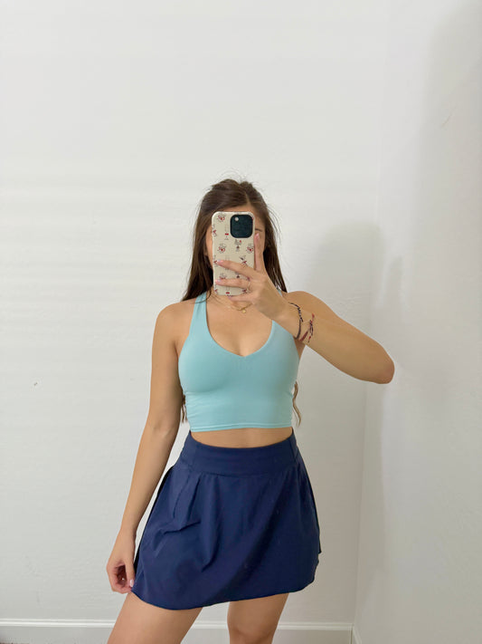 Aritzia TNA navy blue athletic skirt (size large)