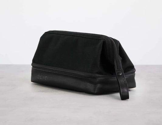 BEIS the dopp kit in black
