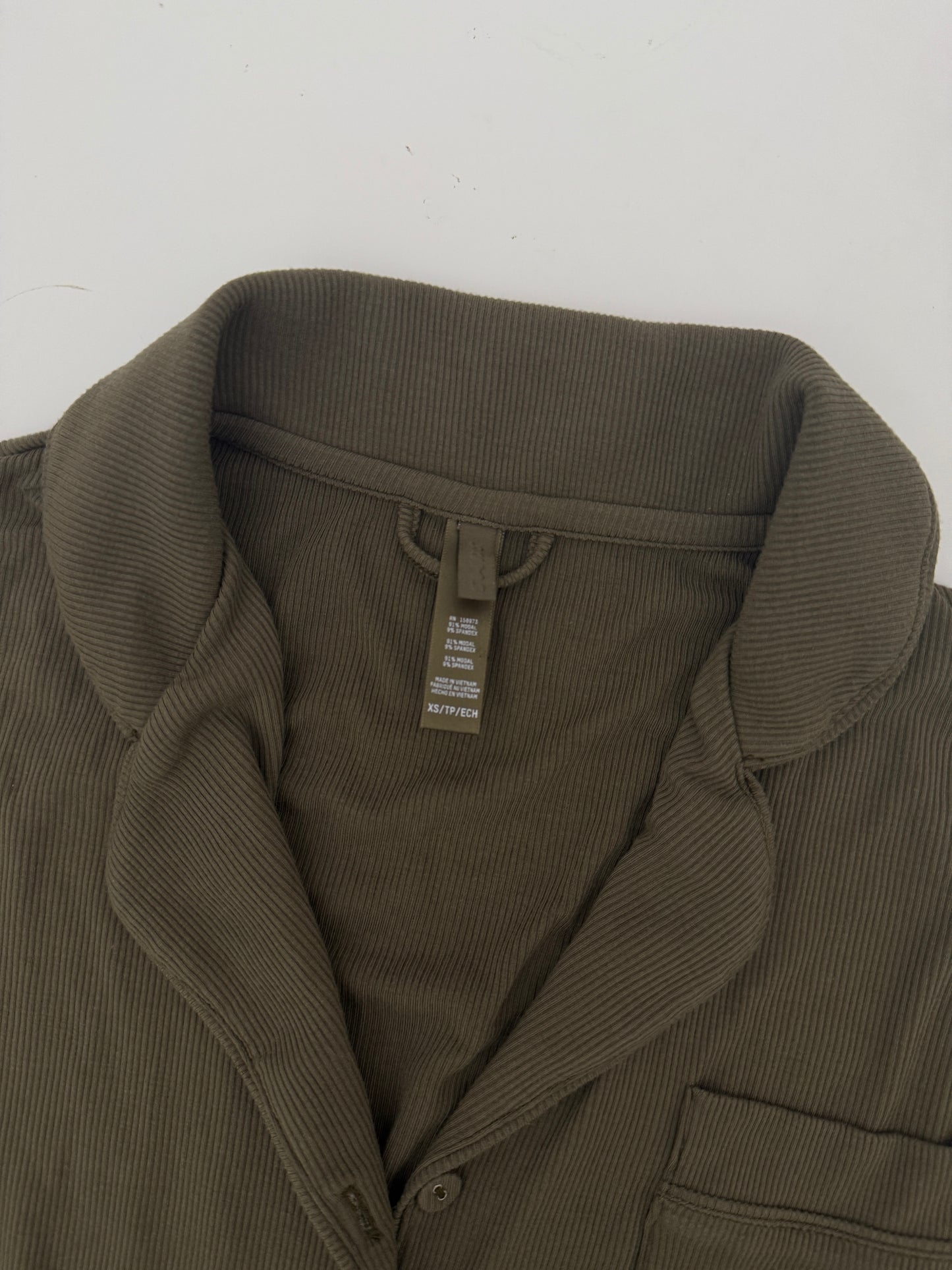 skims green soft lounge ribbed set (size XS)