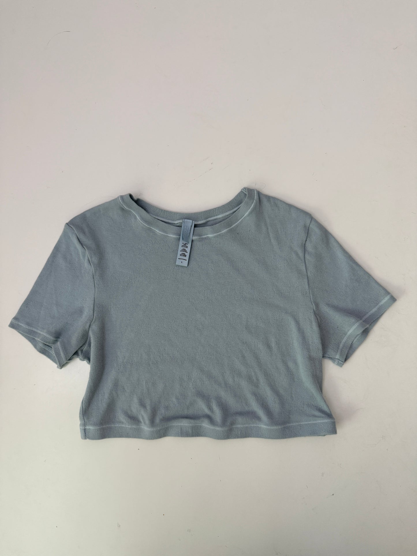 skims blue pointelle crop tee (size large)