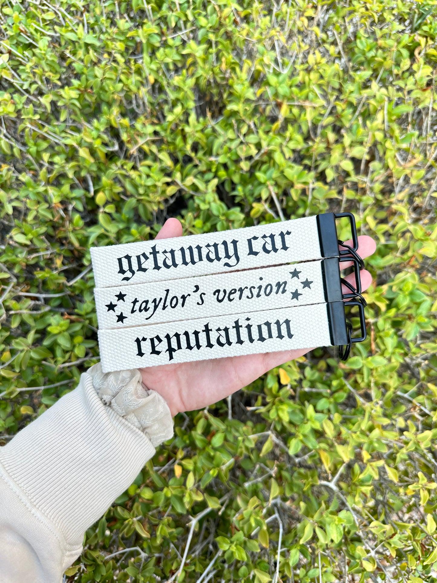 getaway car wristlet (customizable)