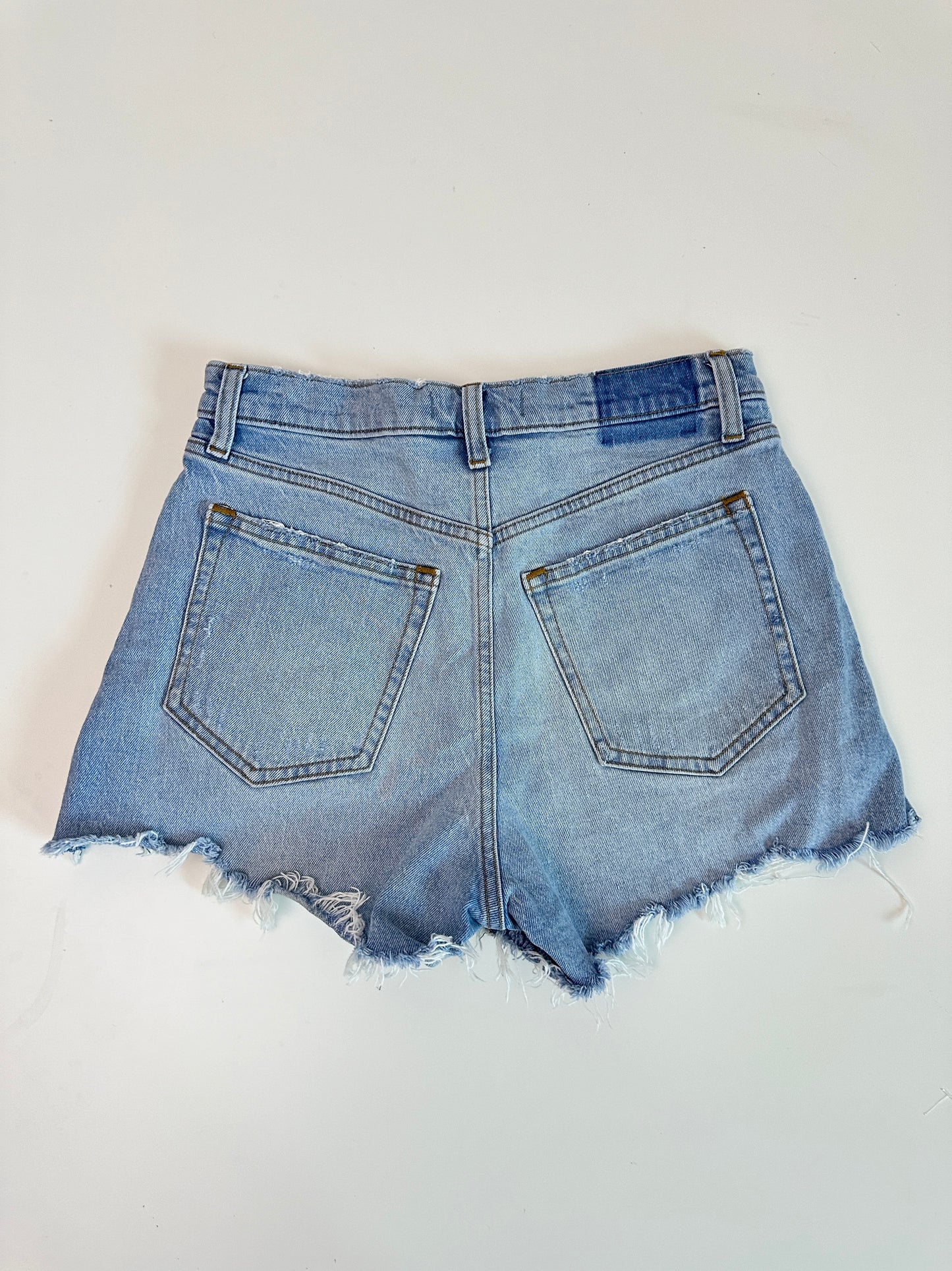 abercrombie high rise cut off shorts (size 2/ 26)