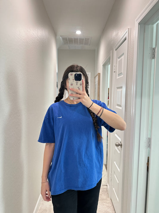 vintage blue nike tee (size large)