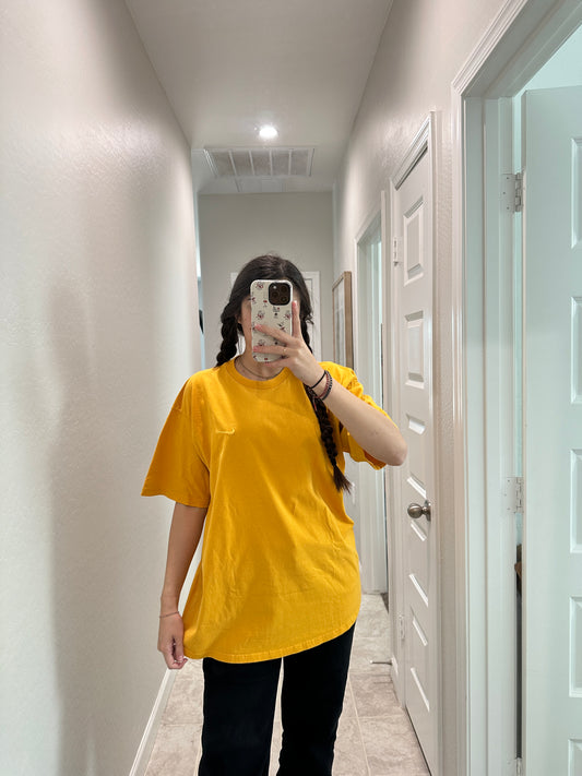 vintage yellow gold nike tee (size xl)