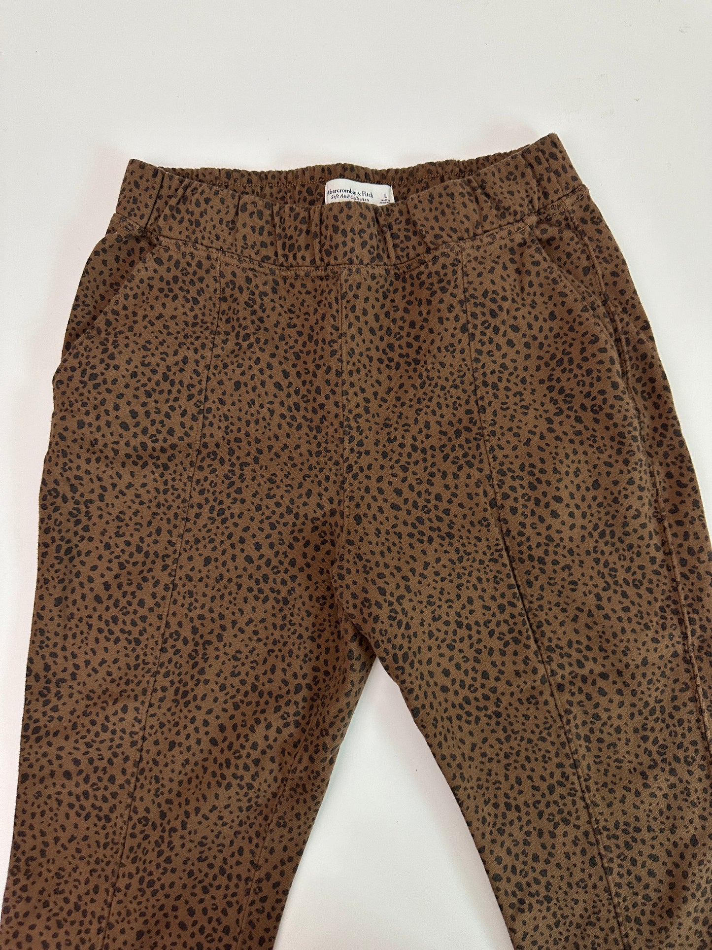 Abercrombie leopard sweatshirt + sweatpants set (size large)