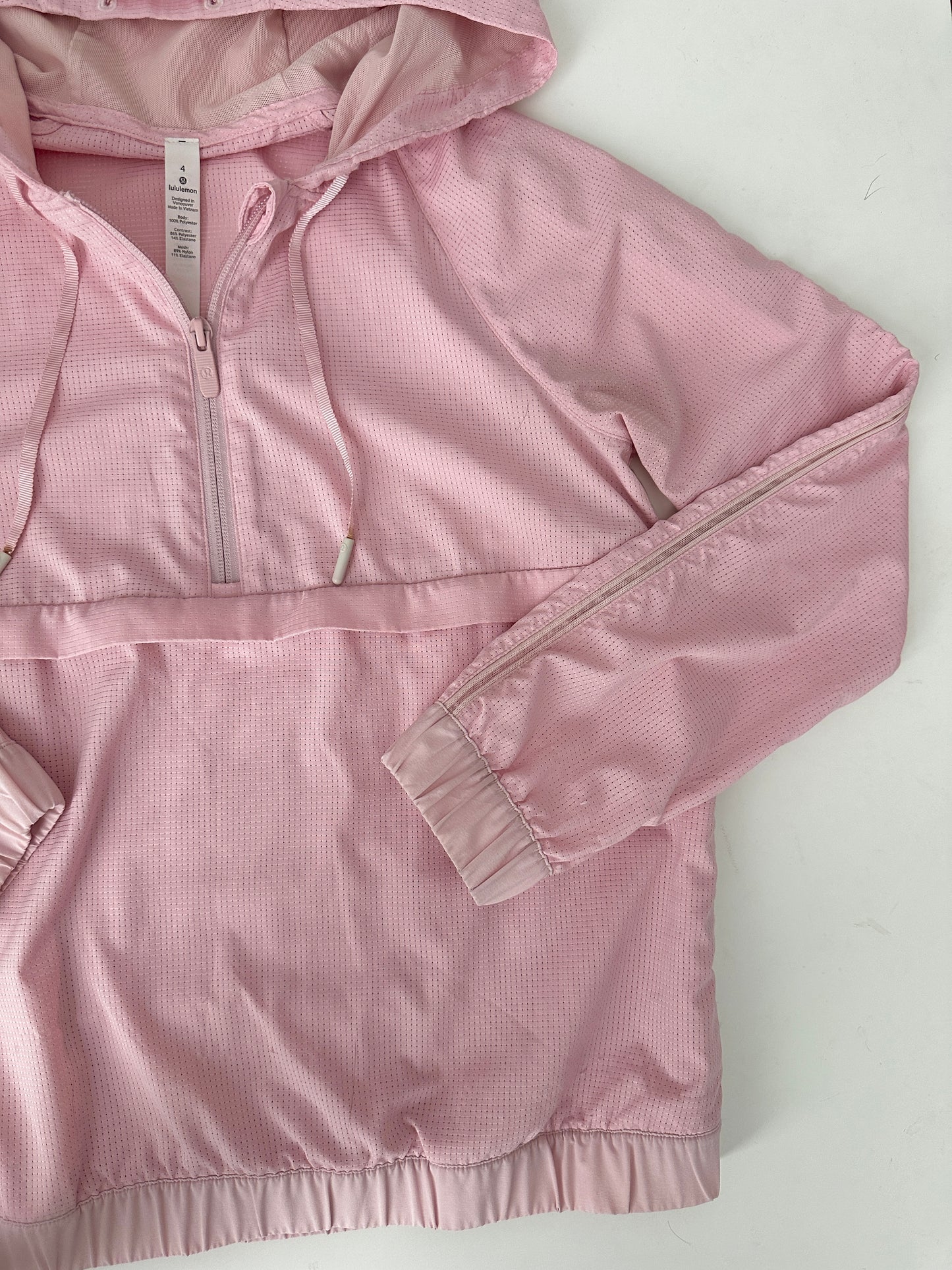 lululemon pink packable pack light pullover 1/2 zip (size 4)