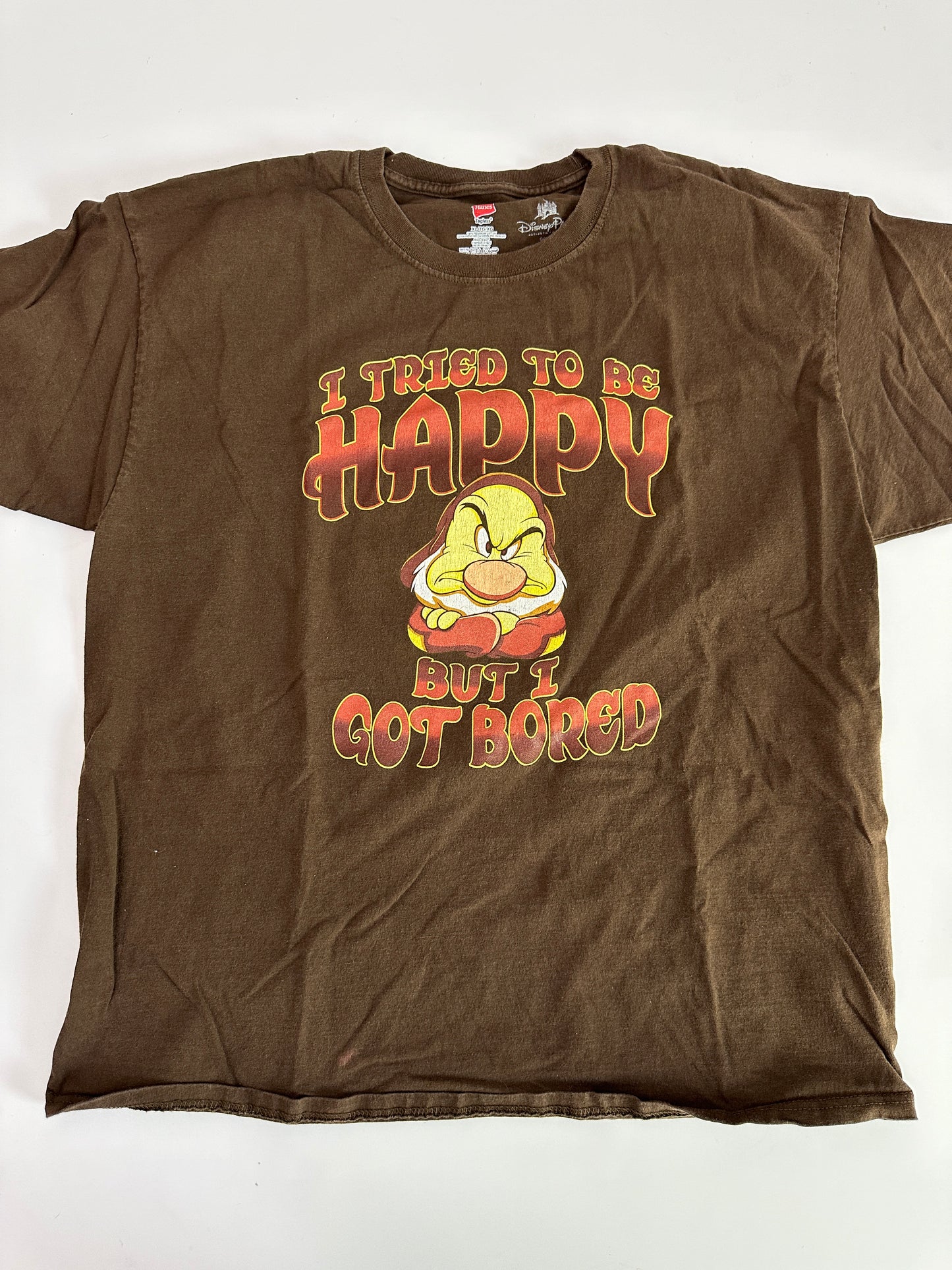 disney grumpy graphic tee (size xlarge)