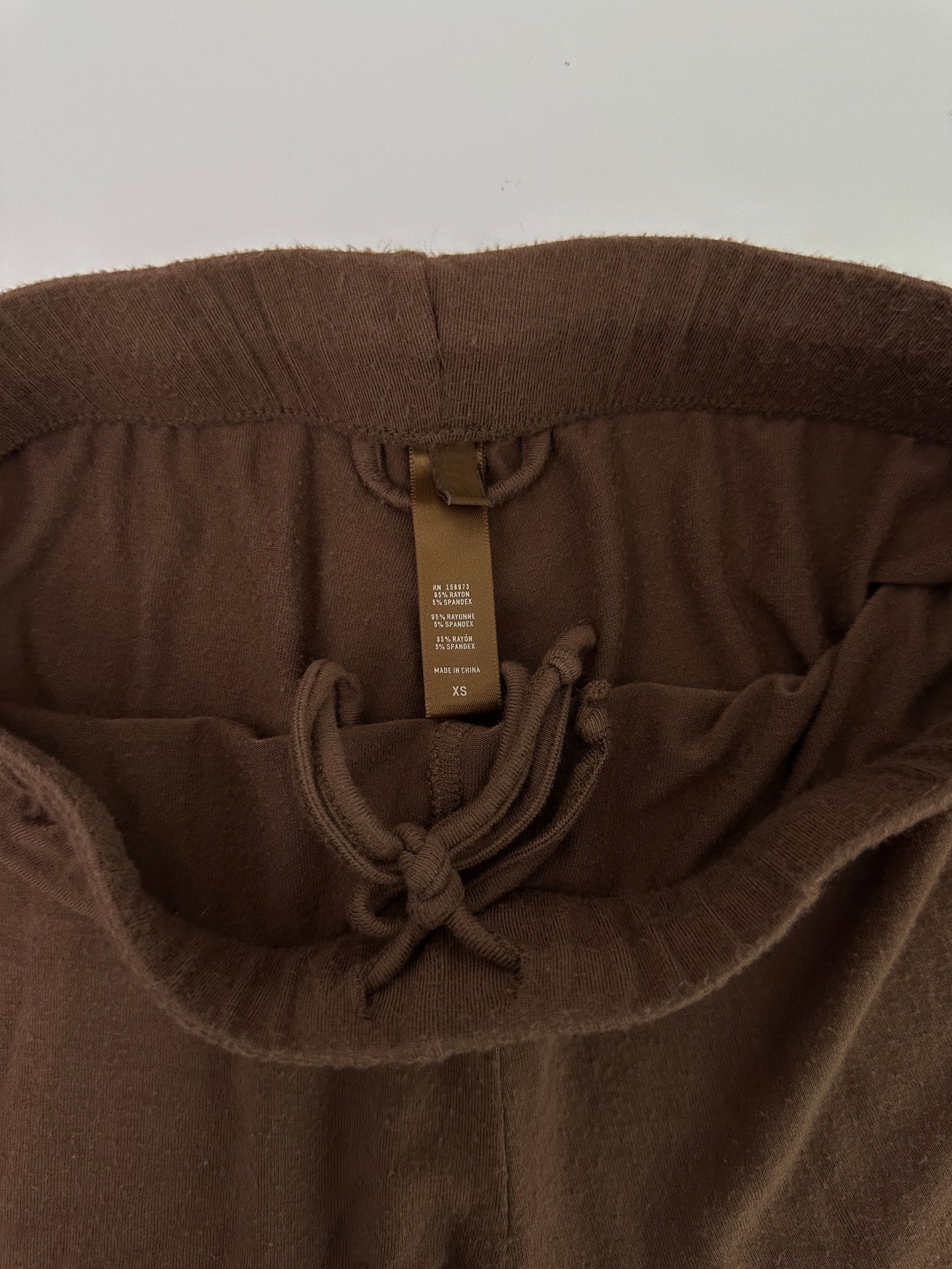 skims brown lounge shorts (size XS)