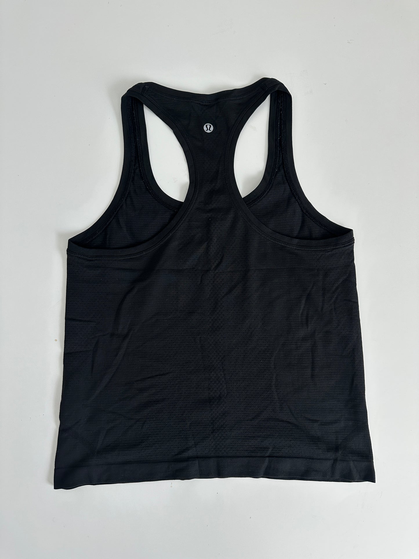 lululemon swiftly tech tank - race length (size 6)