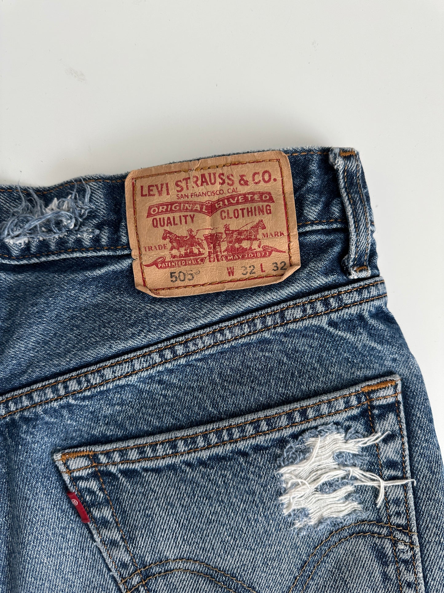 Levi's vintage 505 shorts (30" waist)