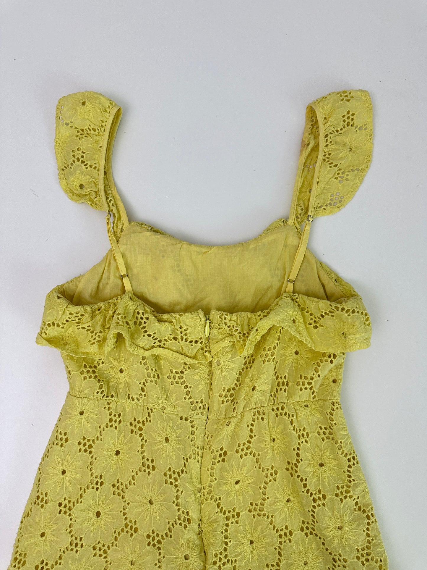 lulu's yellow floral eyelet lace dress (size medium)