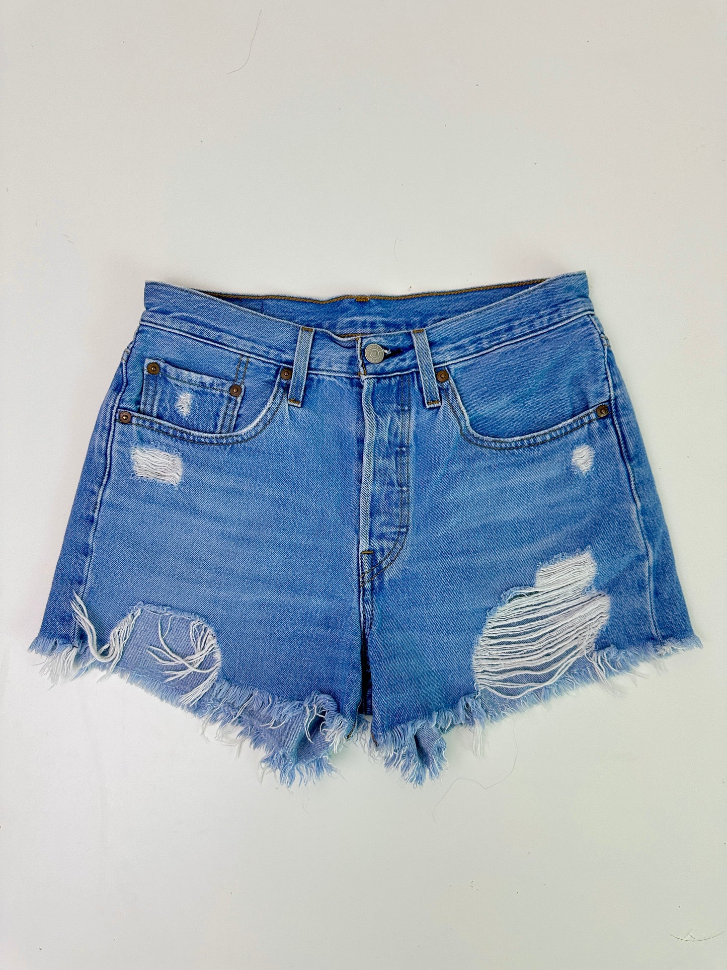 Levi's high rise 501 shorts (size 26)