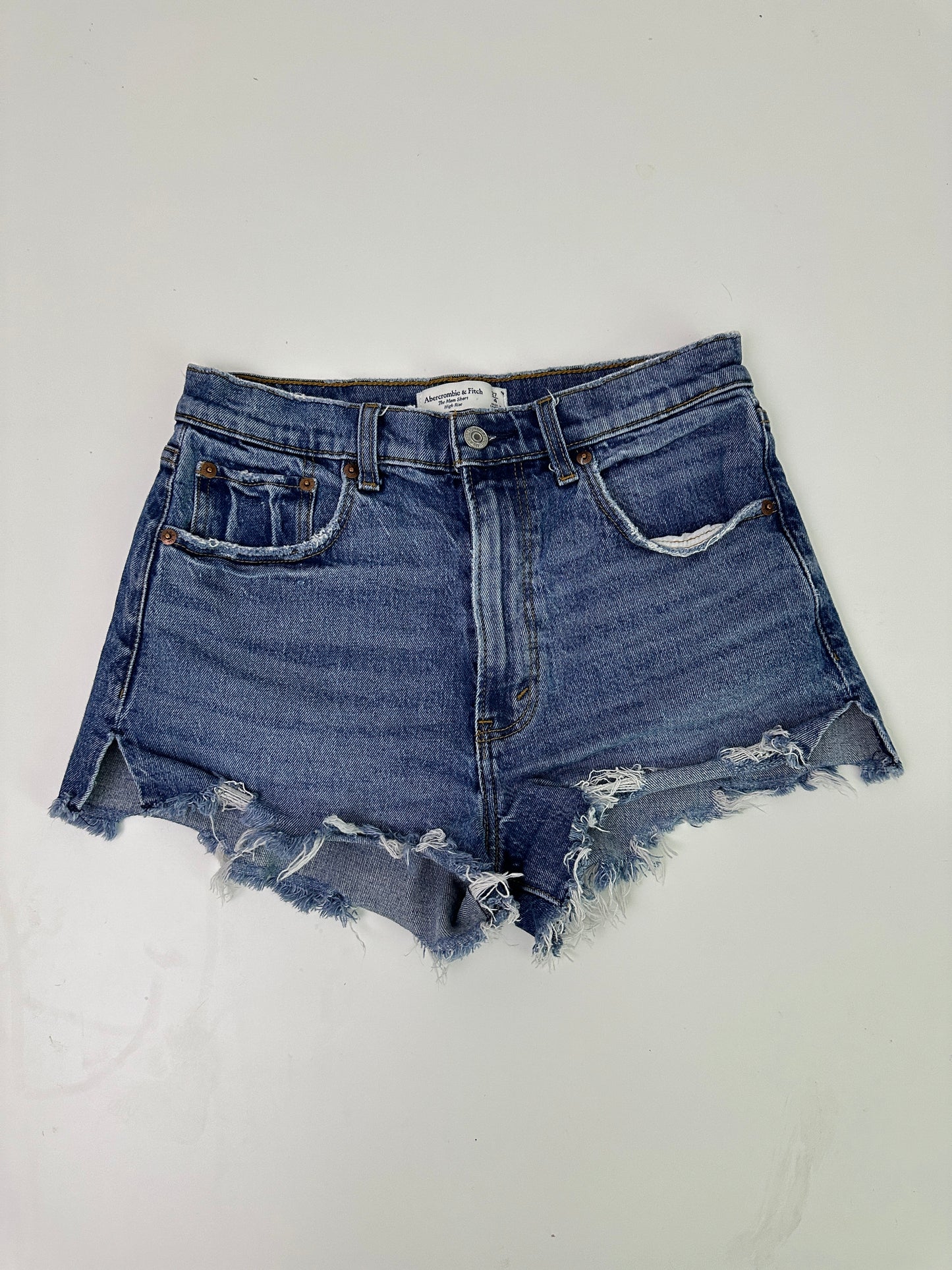 abercrombie high rise mom shorts (size 4/ 27)