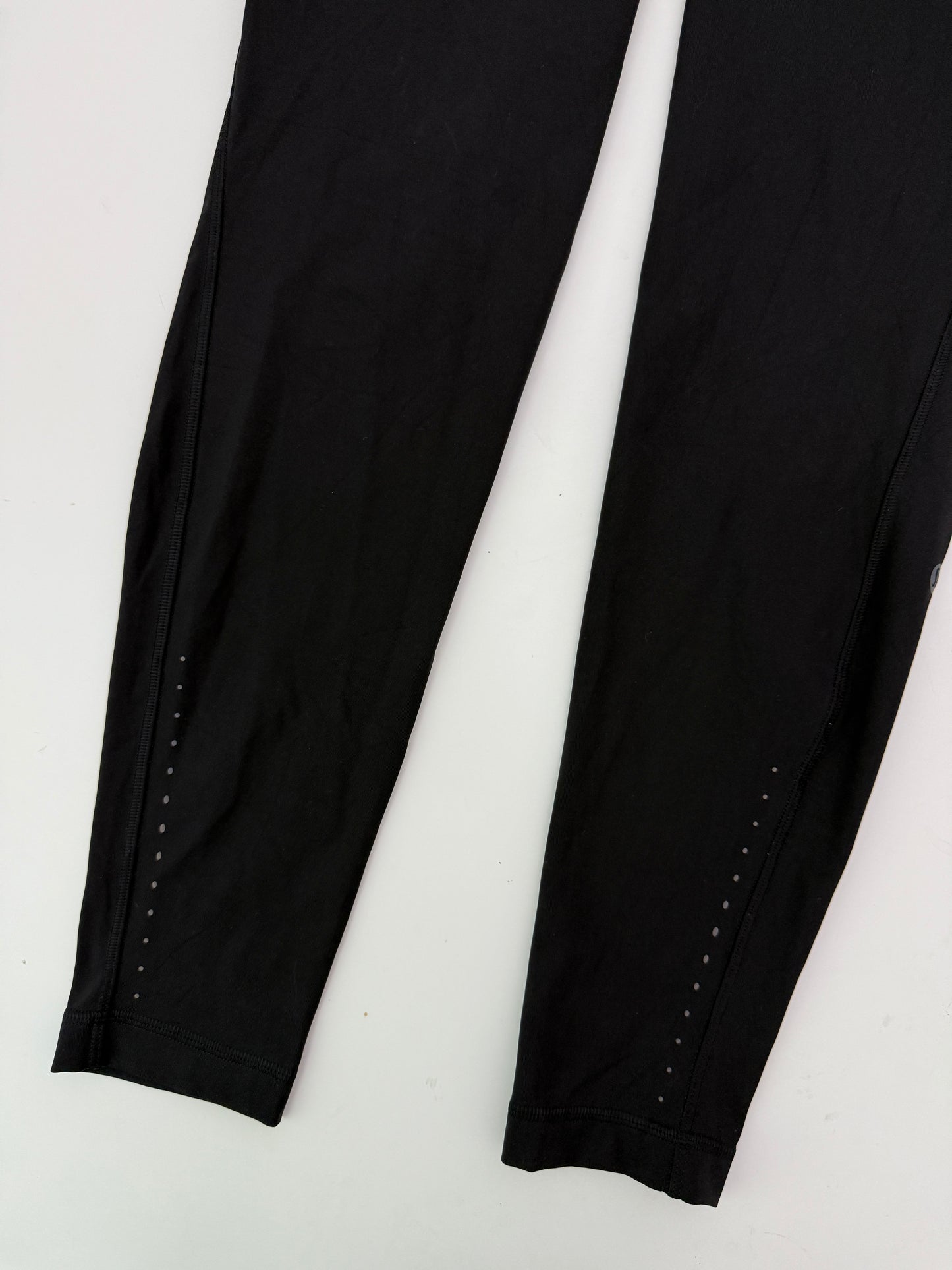 lululemon black swift speed high rise leggings (size 10, 28")