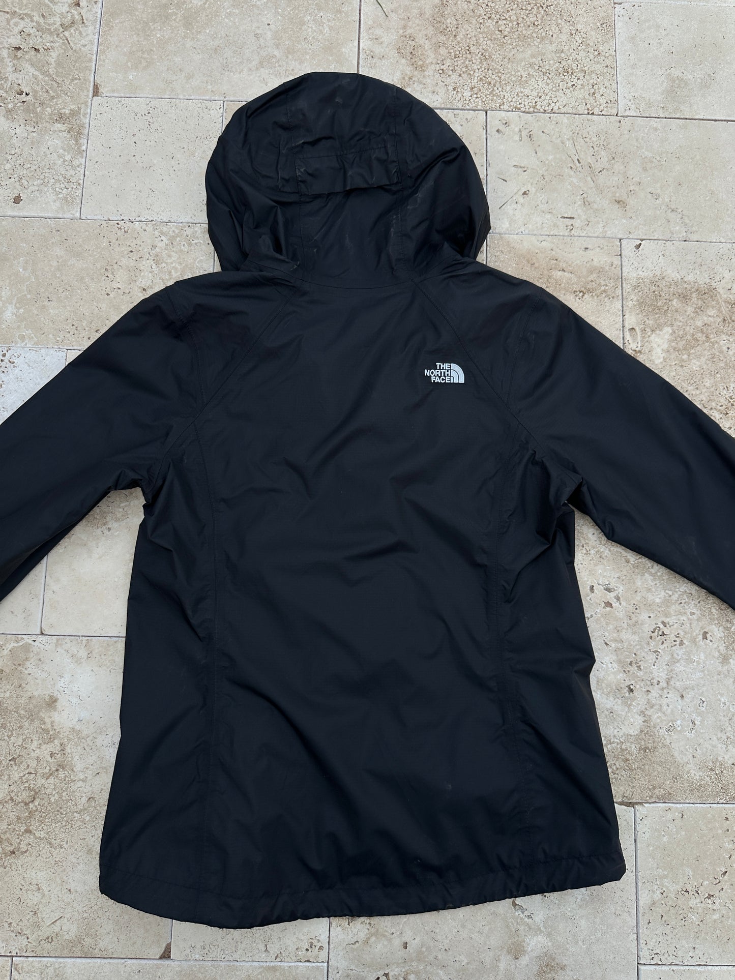 North Face dry-vent rain jacket (size medium)