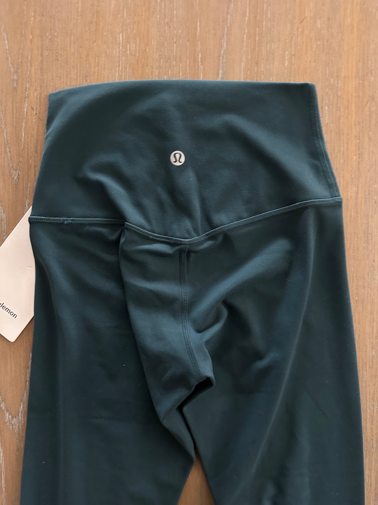 lululemon high rise align leggings - NWT (size 2, 25")