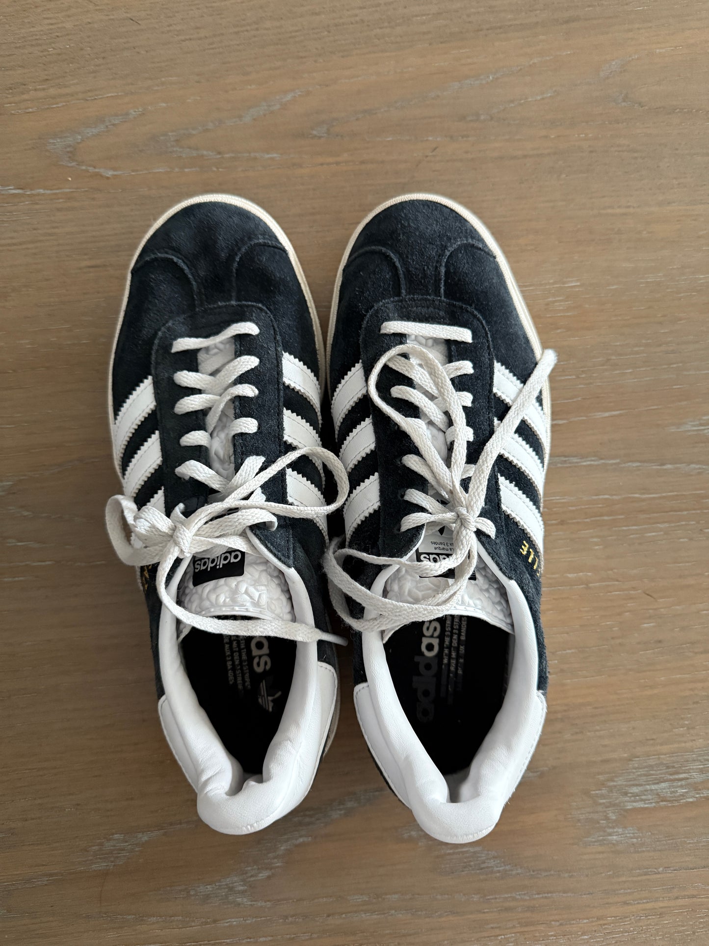 Adidas navy gazelle platform shoes (W8.5)