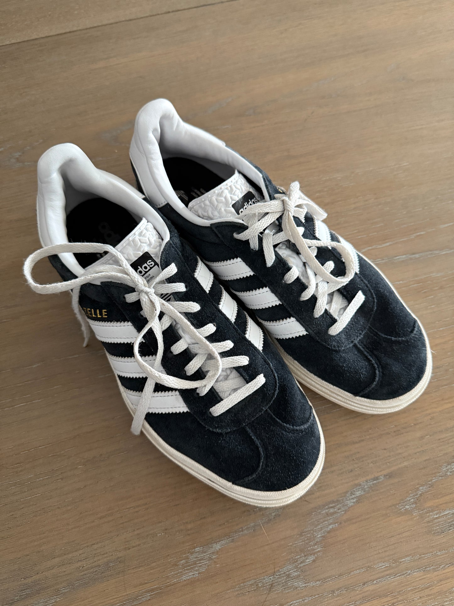 Adidas navy gazelle platform shoes (W8.5)