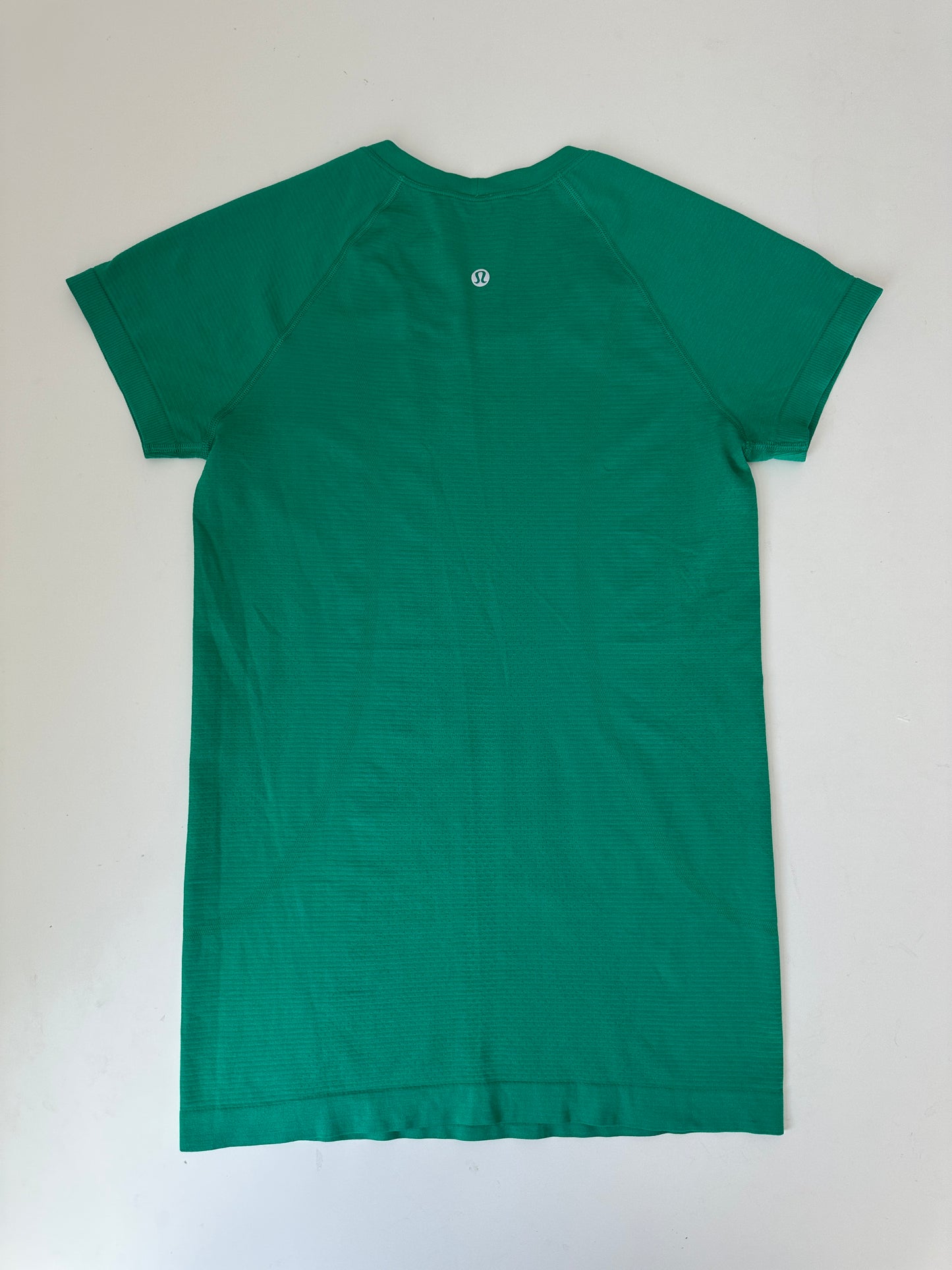 lululemon green short sleeve swiftly - full length (size 6)