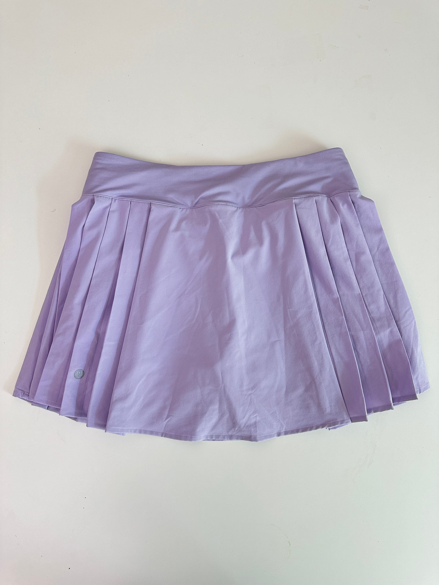 lululemon high rise side pleated skirt (size 6)