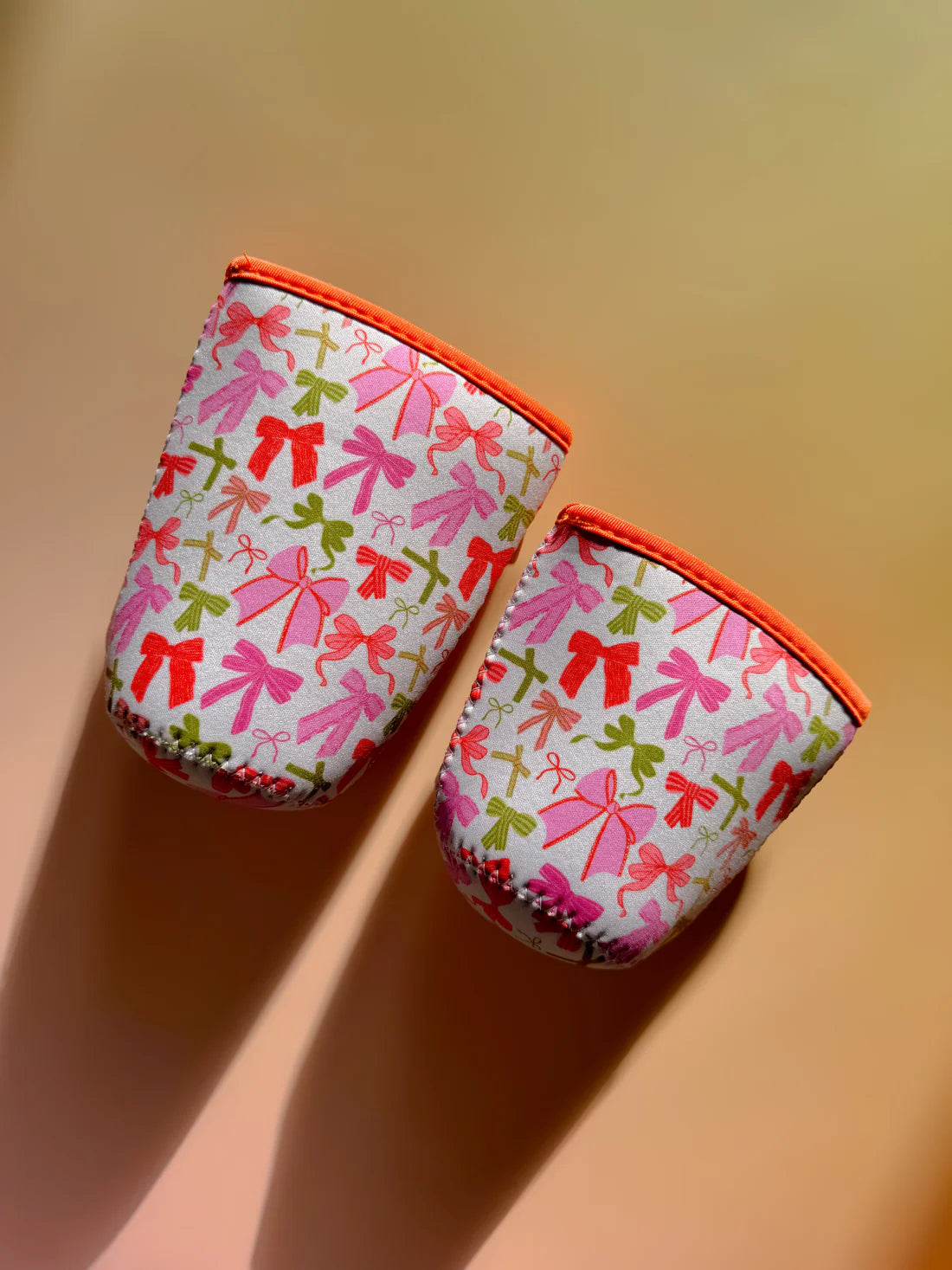 bow print cup sleeve