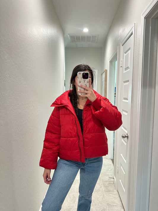 banana republic red cropped puffer jacket (size xs)