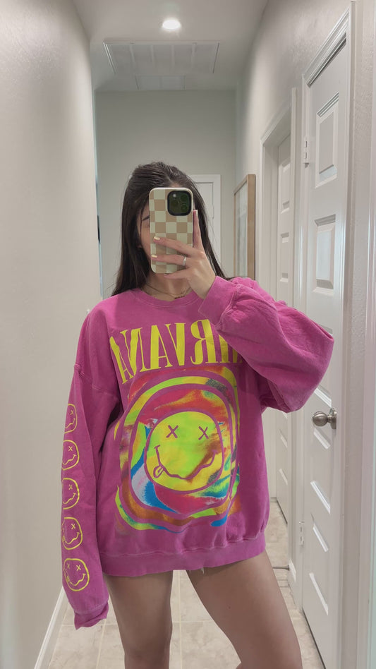 urban outfitters oversized nirvana crewneck (size S/M)